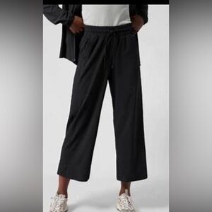 Athleta Avenue Cropped Wide Leg Pants
